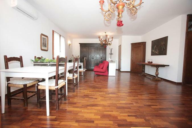 B&B Villa Luisa 雷焦艾米利亚 外观 照片