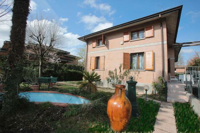 B&B Villa Luisa 雷焦艾米利亚 外观 照片